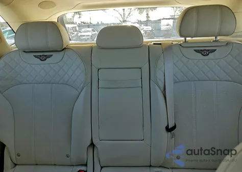 2020 Bentley Bentayga z USA, uszkodzony, nr VIN SJAAM2ZV0LC027884